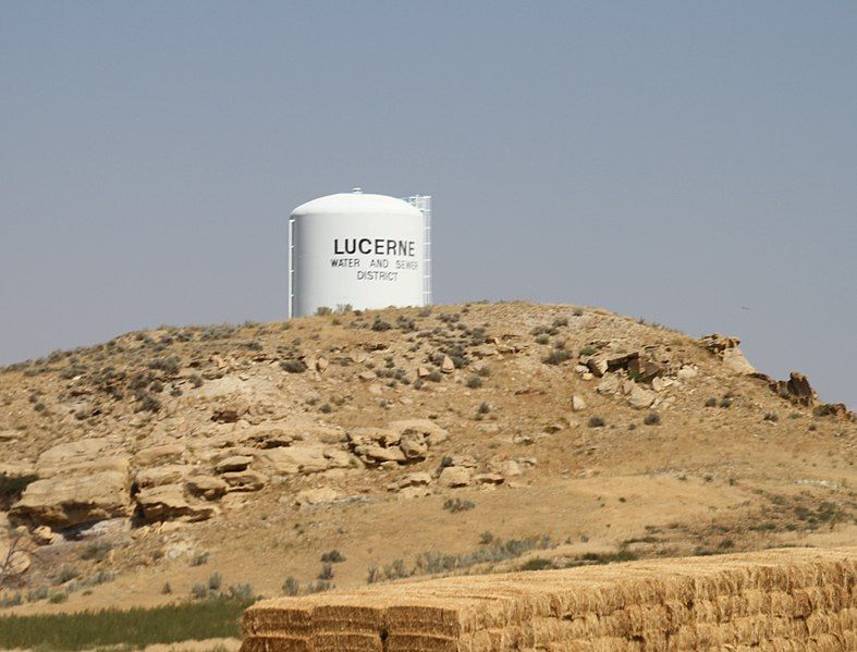 File:LucerneWY.jpg