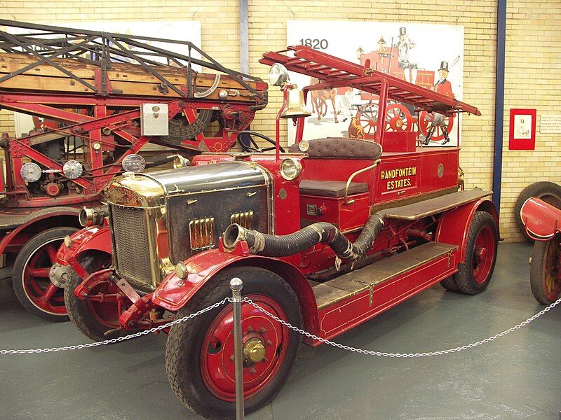 File:Merryweather-Fire engine-001.jpg