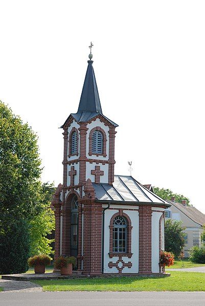 File:Ortskapelle sicheldorf.JPG