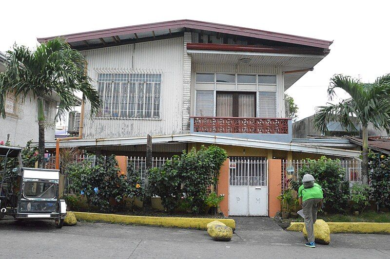 File:Panganiban Ancestral House.JPG