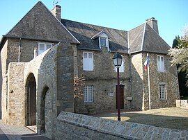 The town hall in Remilly-sur-Lozon