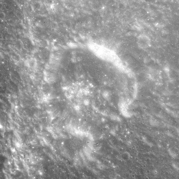 File:Secchi crater AS15-M-2124.jpg