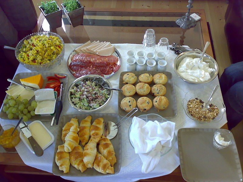 File:Sveas brunch.jpg