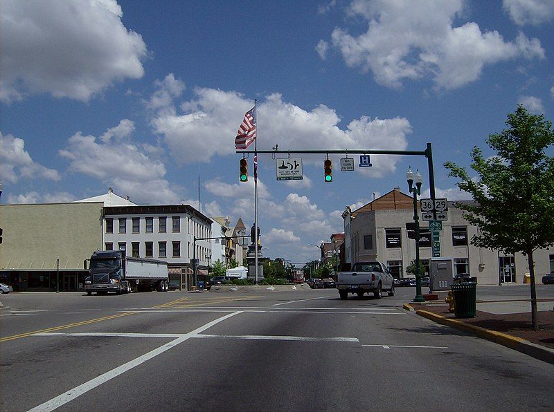 File:Urbana Roundabout.jpg