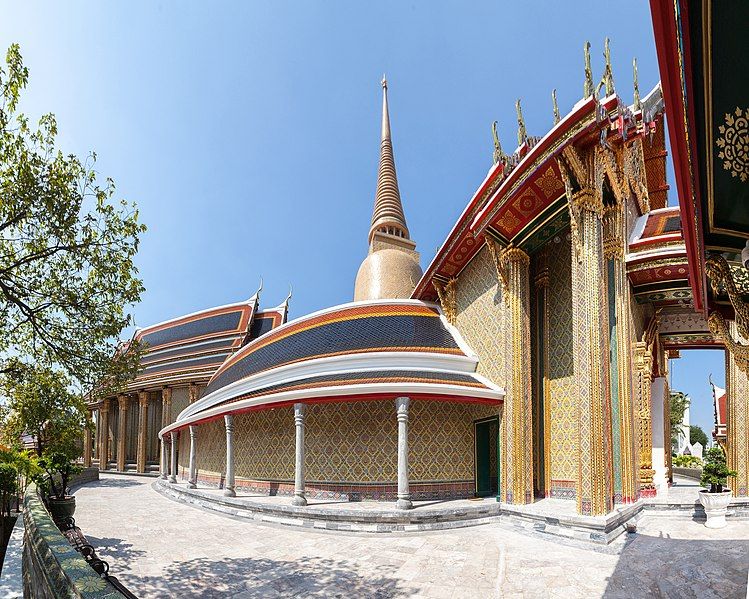 File:Wat Ratchabopit (I).jpg