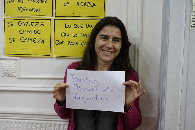 File:WikiWomenCamp Beatriz.jpg