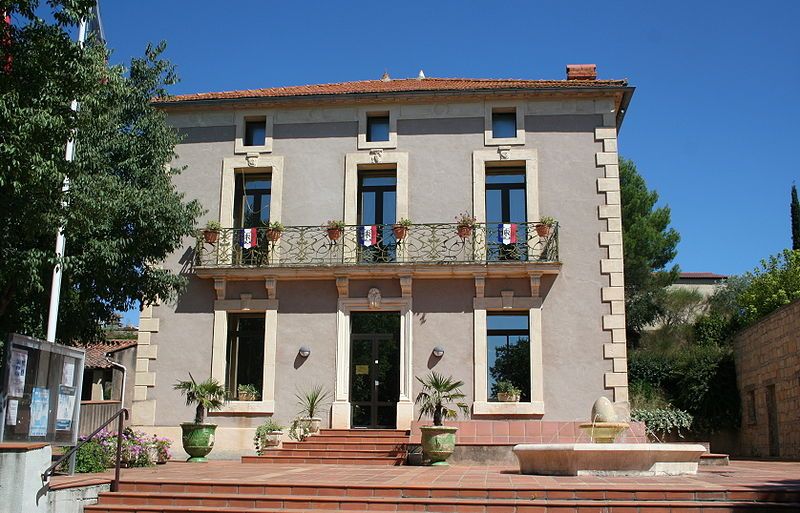 File:Abeilhan mairie.JPG