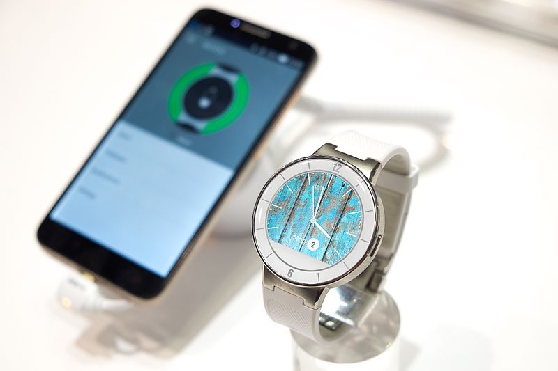 File:Alcatel Smartwatch.jpg