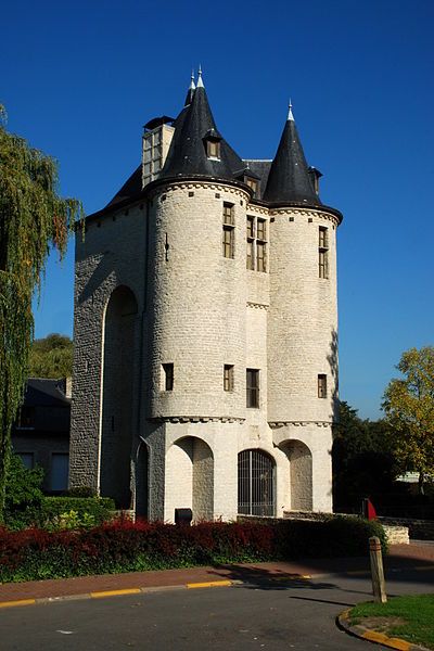 File:Château Marga 07.JPG