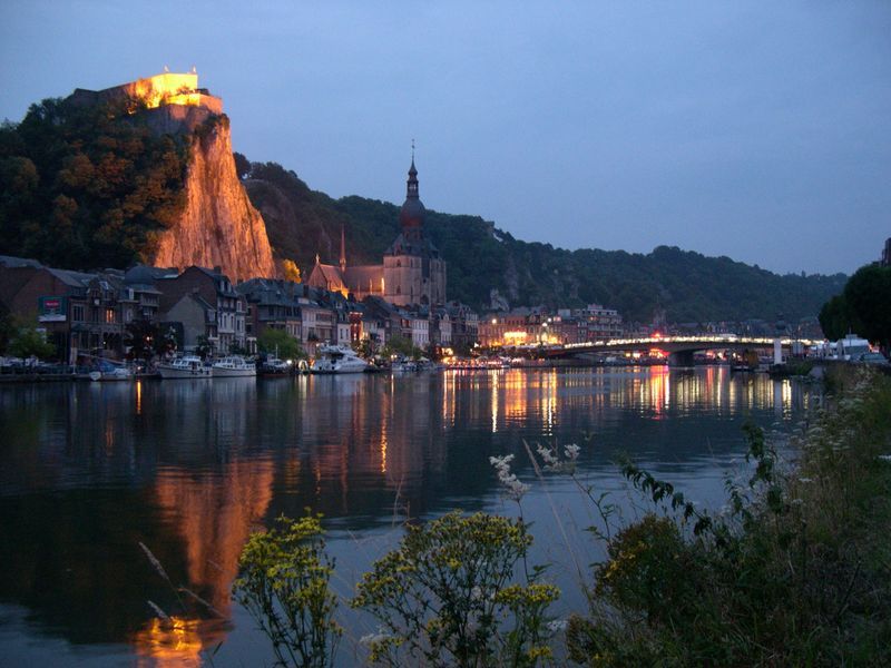 File:Dinant-2004.jpg