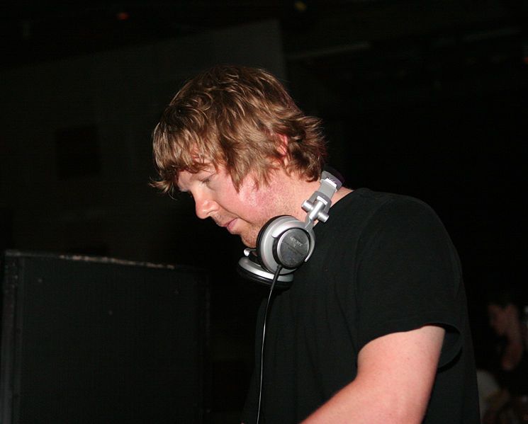 File:John Digweed (crop).jpg