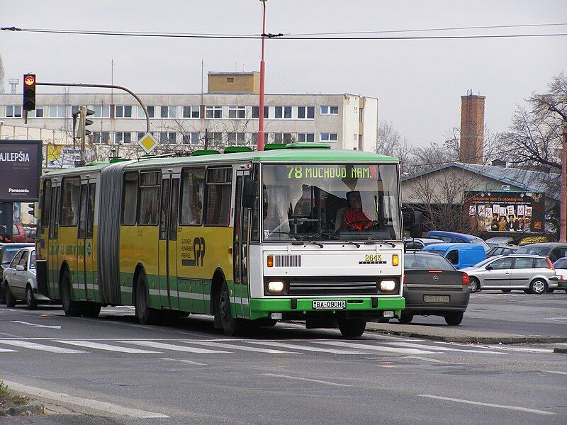 File:Karosa B741 Bratislava.JPG