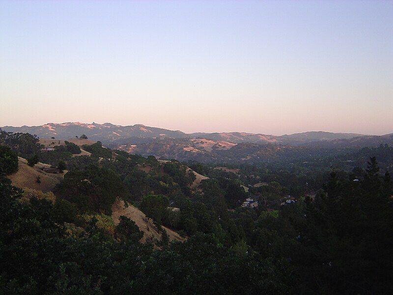 File:Lafayette, CA.jpg