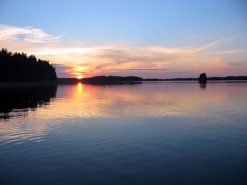 File:Lake Puulavesi.jpg