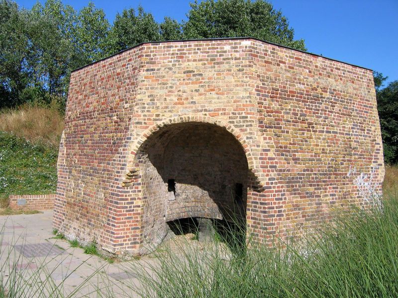 File:Lime Kiln 1.jpg