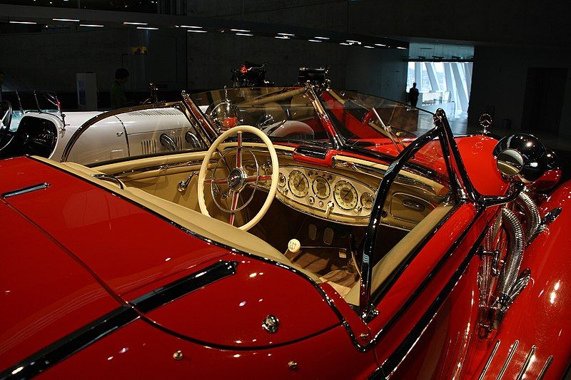 File:Mercedes-Benz 500K salon.jpg