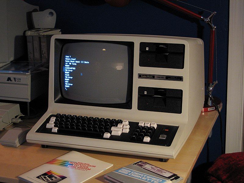 File:TRS-80 Model 4.jpg