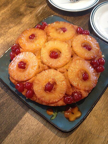 File:Upside-down cake.jpg