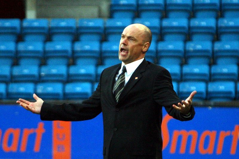 File:Uwe Rösler 03.jpg