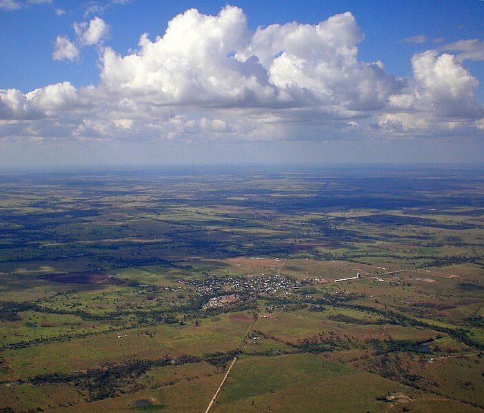 File:Yuleba, Queensland.jpg