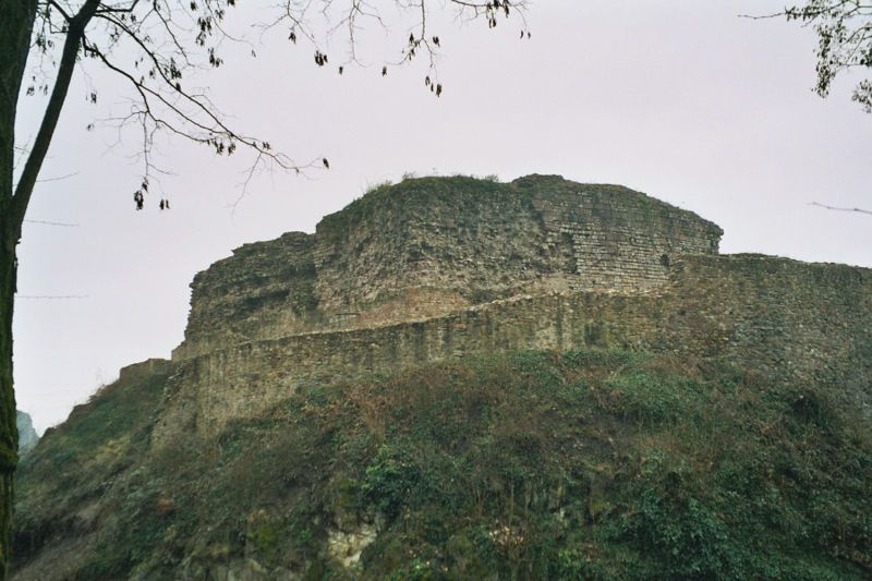 File:Dossenheim Schauenburg.jpg