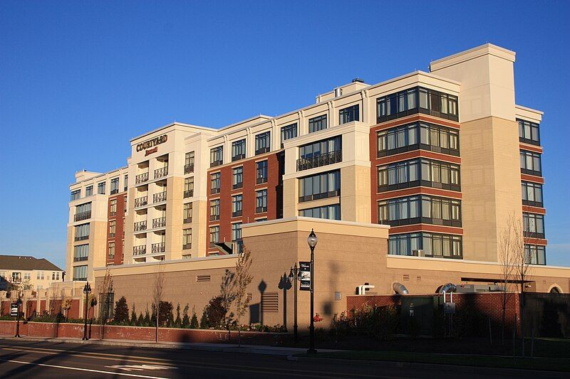 File:Kulpsville Courtyard.jpg