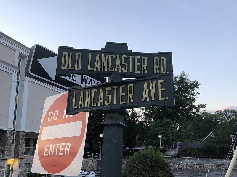 File:Lancaster Road.jpg