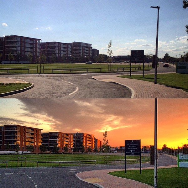 File:Newbury Racecourse Road.jpg