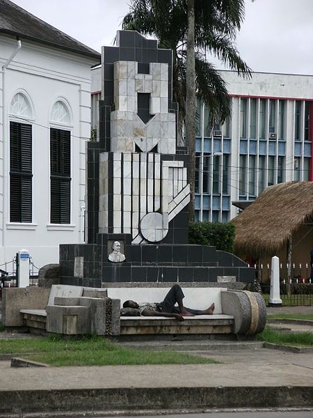 File:Paramaribo, Helstone Monument.JPG