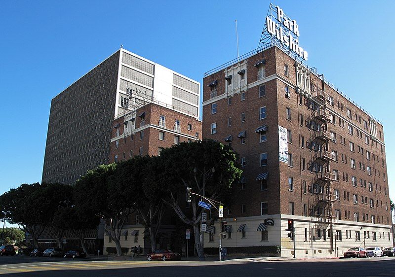 File:Park Wilshire (1).jpg