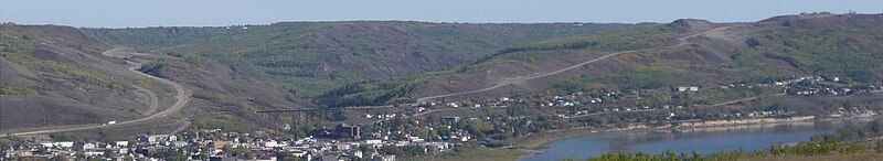 File:Peace River.JPG