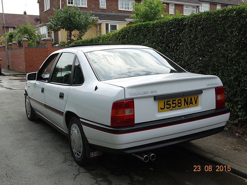 File:Pre-Facelift Cavalier SRi.jpg