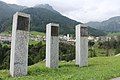 Simpiler Rosenkranzstation 2 / Im Hintergrund Simplon-Dorf