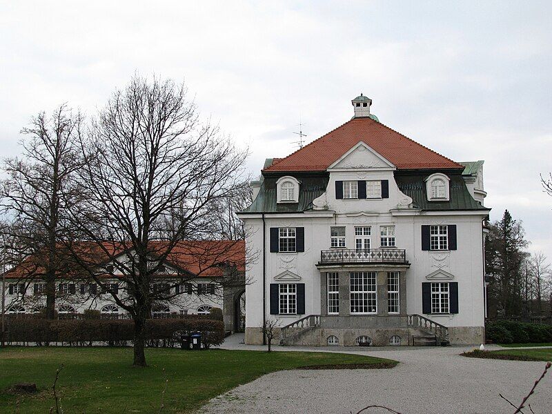 File:Schloss Neuegling GO-2.jpg