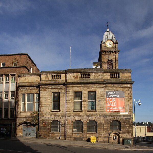 File:Sheffield OldTownHall south.jpg