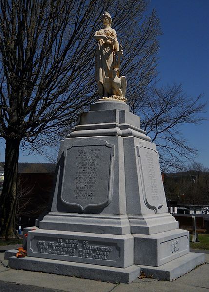 File:St Johnsbury Monument.jpg