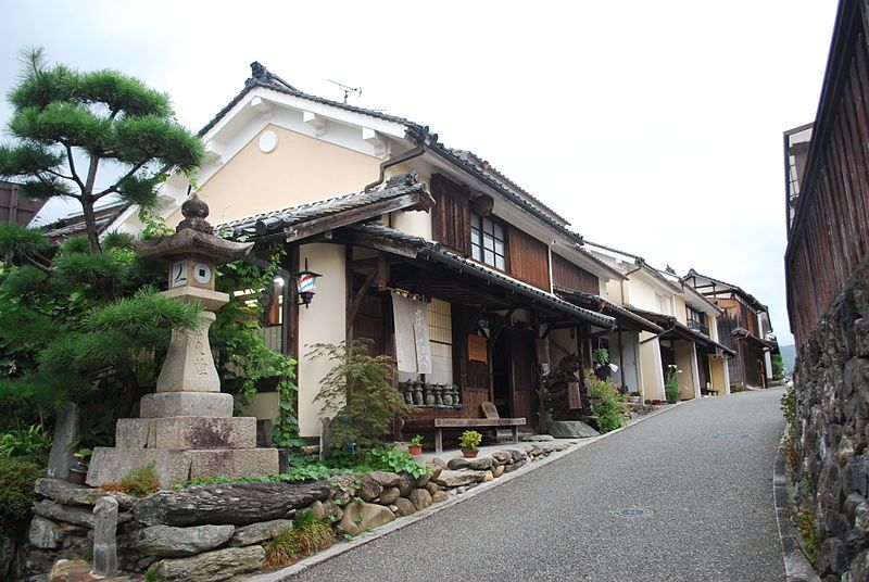 File:Uchiko1,Uchiko-town,Japan.JPG