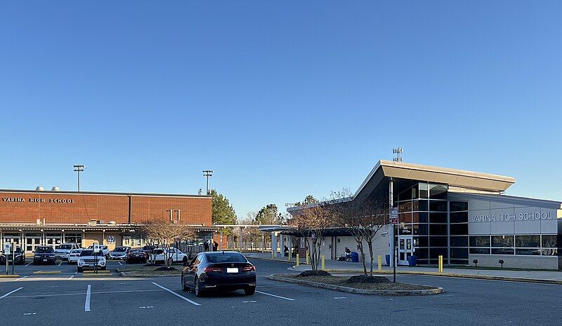 File:Varina High School.jpg