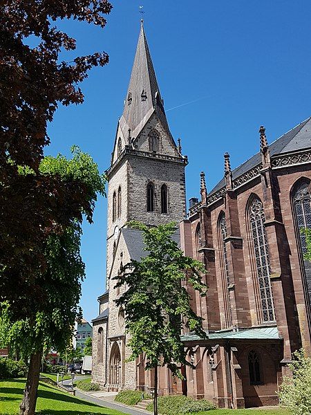 File:Warburger Neustadtkirche.jpg