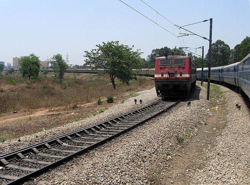 File:Yeswanthapur-Howrah Duronto Express.jpg