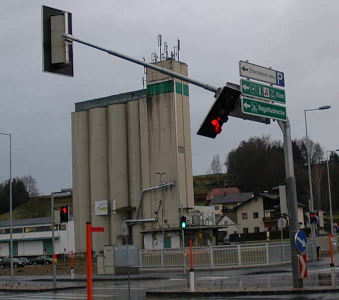 File:20070119 Ampel verkehrt.jpg