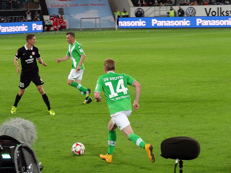 File:2014-10-26 Wolfsburg07 (15669411695).jpg