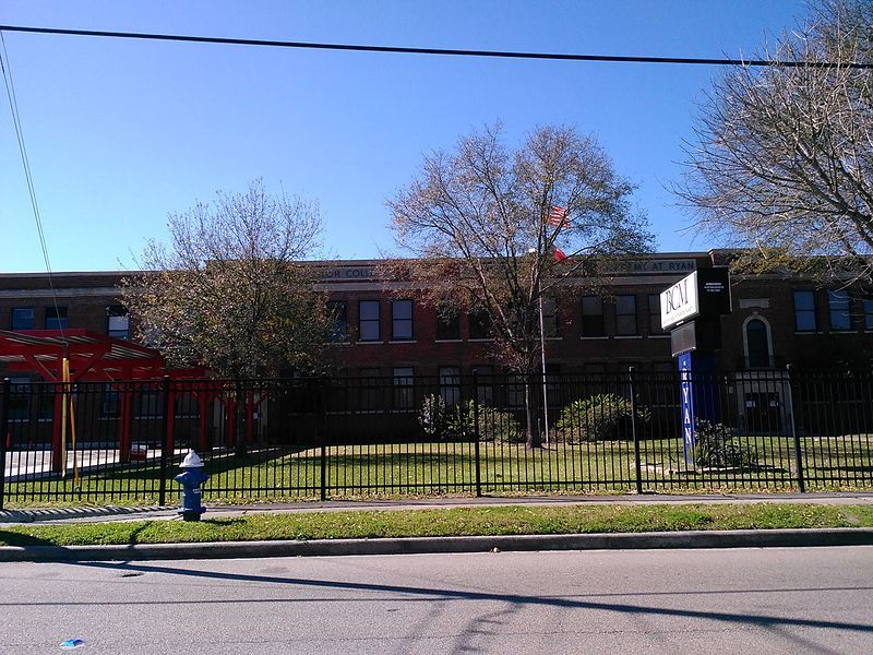 File:BMCMiddleSchoolHouston.jpg