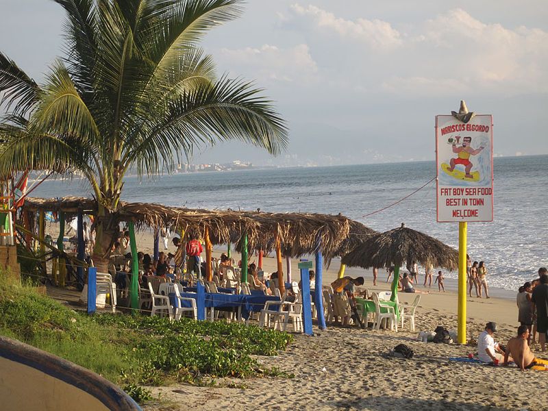 File:Bucerias Beach.jpg