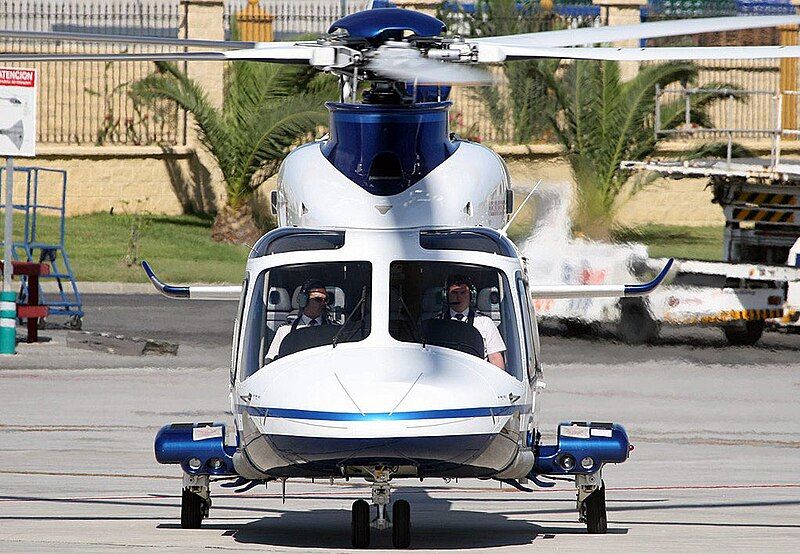 File:Ec-jou aw139 Helisureste.jpg