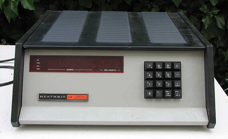 File:Heathkit H-8 computer.jpg