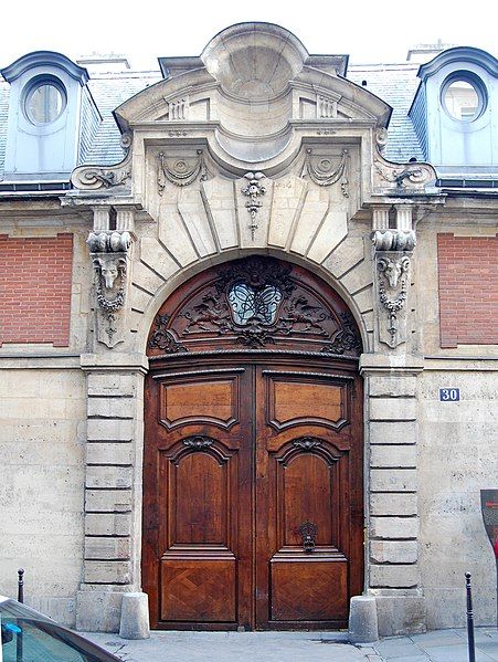 File:Hotel-d'Almeras-30-rue-des-.jpg