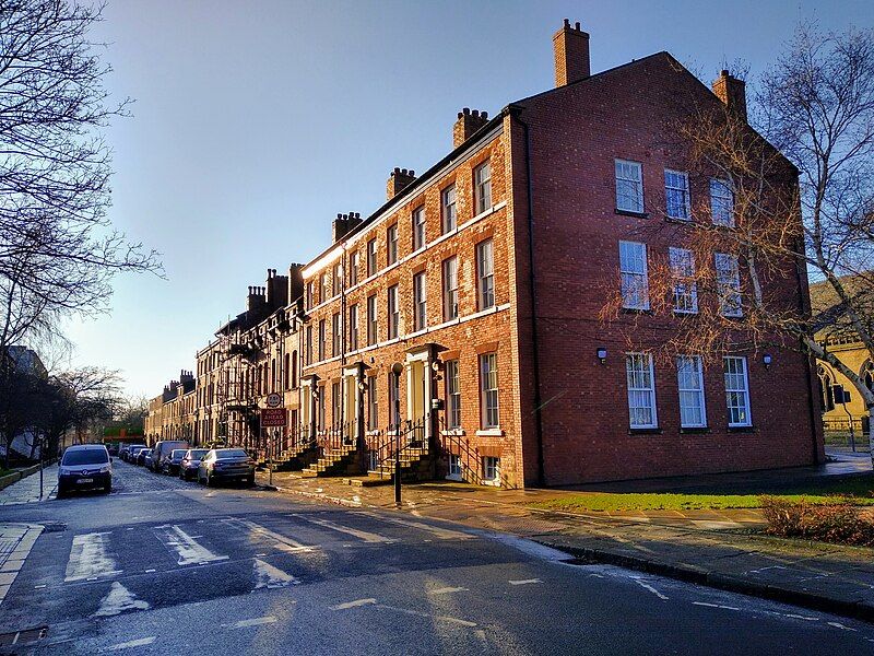 File:Lyddon Terrace, Leeds.jpg