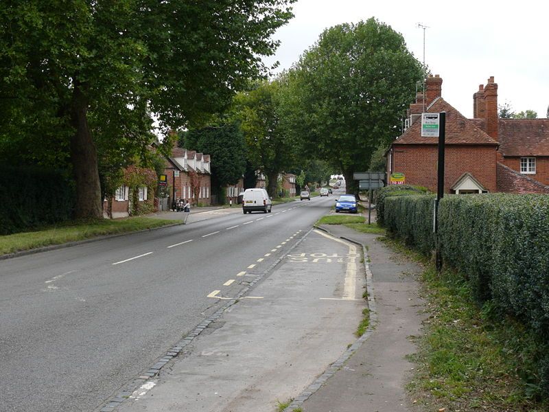 File:Nuneham Courtenay.jpg