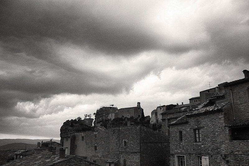 File:Orage en Provence.jpg